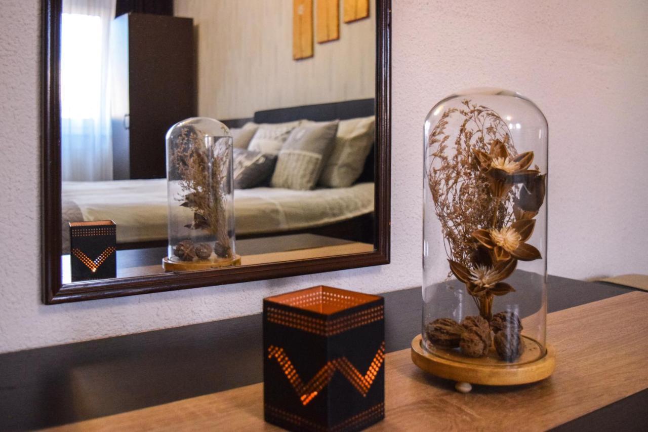 Central Park Apartment Turda Ngoại thất bức ảnh
